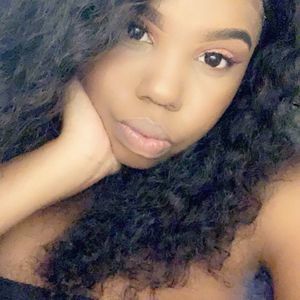 Meet your Posher, Mimi